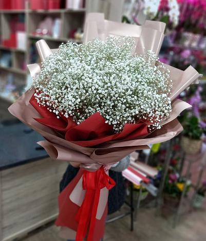 Букет цветов из: Гипсофила в Белая глина