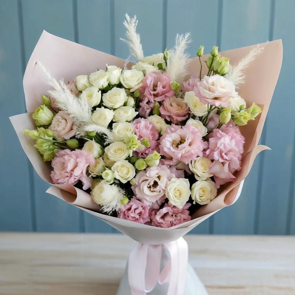 Букет цветов из: Альстромерии и Розы в Белая глина