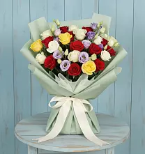 Букет цветов из:  Розы в Белая глина