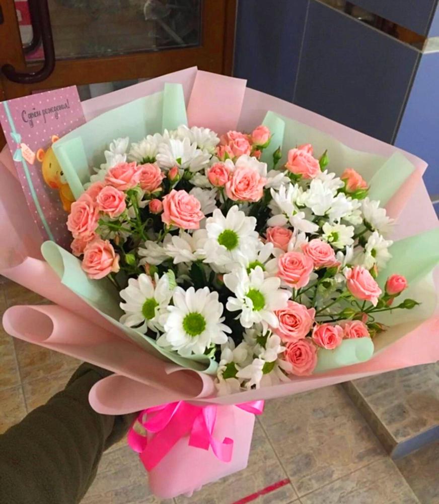 Букет цветов из: Розы и Хризантемы в Белая глина