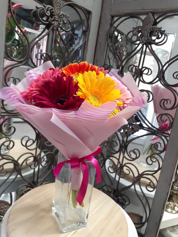 Букет цветов из: Герберы в Белая глина