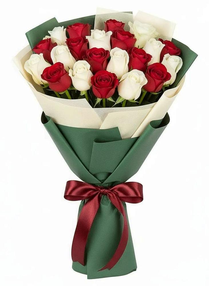 Букет Микс из красных и белых роз в Белая глина