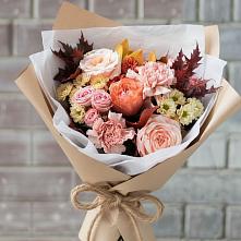 Букет цветов из:  Гвоздики, Хризантемы и Розы в Белая глина