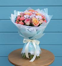 Букет цветов из:  Хризантемы и Розы в Белая глина